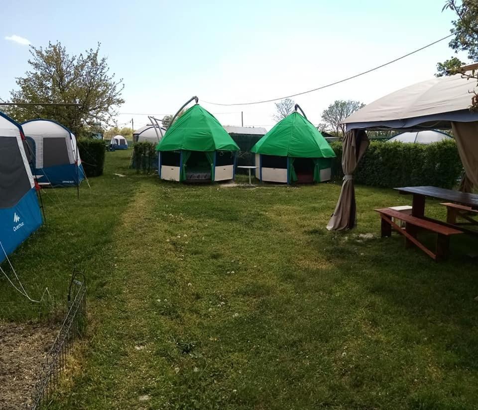 Camping Casuta Mihaela Кришан Экстерьер фото